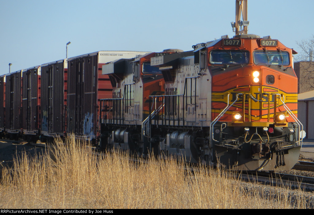 BNSF 5077 West